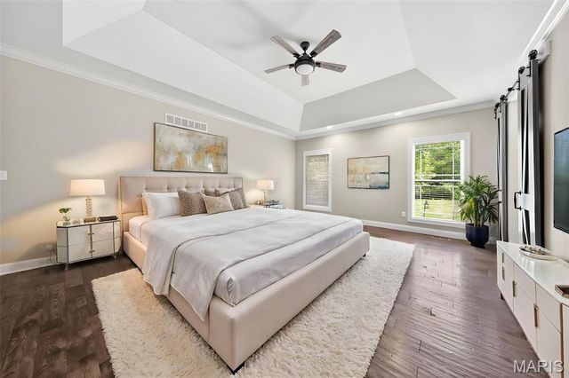 740 Crown Pointe Farms, Defiance, MO 63341