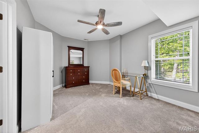 740 Crown Pointe Farms, Defiance, MO 63341