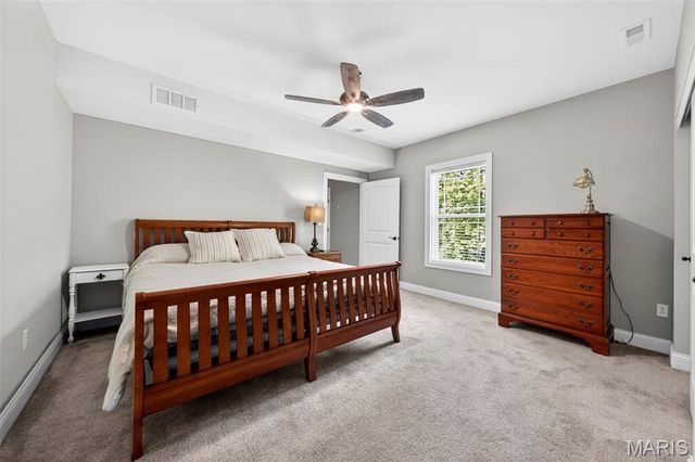 740 Crown Pointe Farms, Defiance, MO 63341