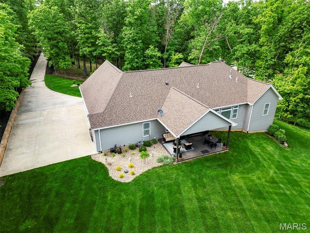 740 Crown Pointe Farms, Defiance, MO 63341