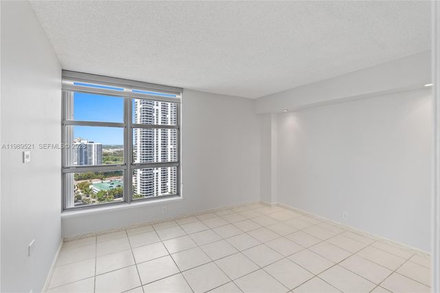 19101 NE 36th Ct 2405, Aventura, FL 33180