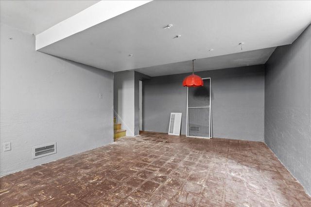 16210 Ashton Avenue, Detroit City, MI 48219