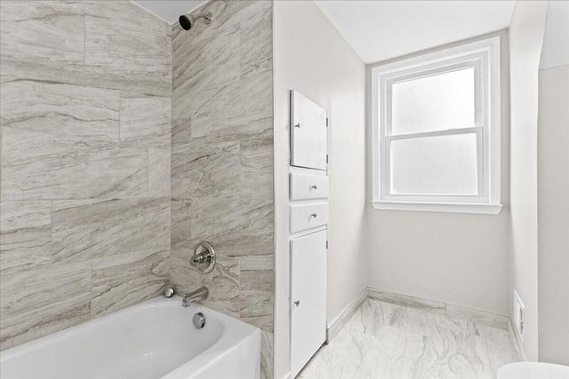 16210 Ashton Avenue, Detroit City, MI 48219