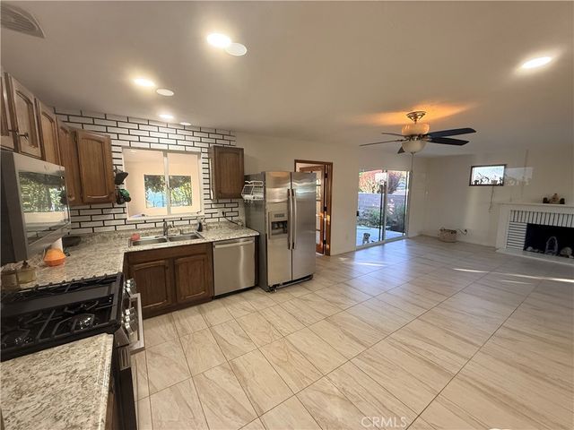 8 Dale, Redlands, CA 92373
