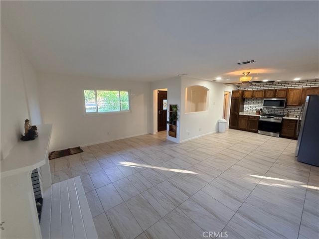 8 Dale, Redlands, CA 92373
