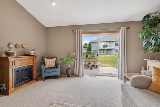 258 Alpine Meadow Circle, Oregon, WI 53575