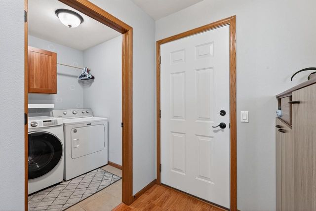 258 Alpine Meadow Circle, Oregon, WI 53575