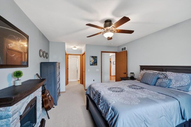 258 Alpine Meadow Circle, Oregon, WI 53575