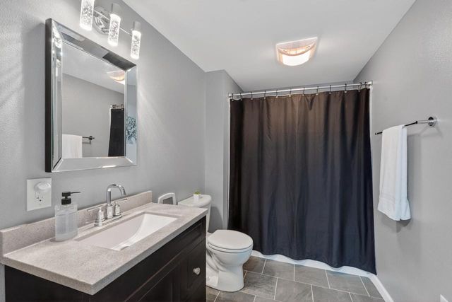 258 Alpine Meadow Circle, Oregon, WI 53575