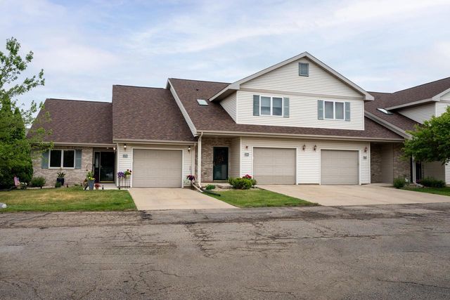 258 Alpine Meadow Circle, Oregon, WI 53575
