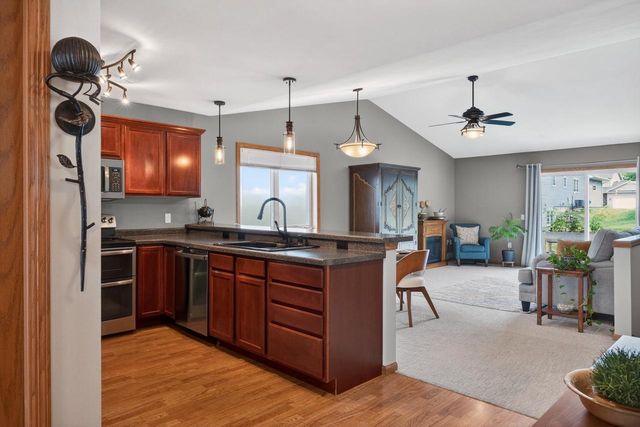 258 Alpine Meadow Circle, Oregon, WI 53575