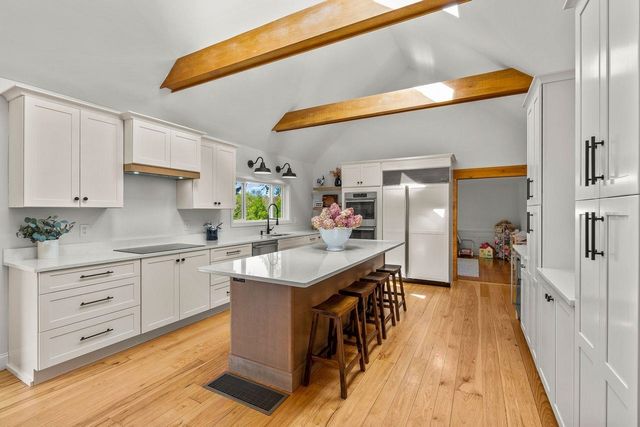 76 Dow Road, Hollis, NH 03049
