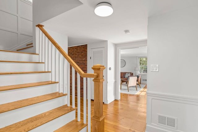76 Dow Road, Hollis, NH 03049