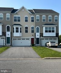 10373 LANTERN LN, Hagerstown, MD 21740