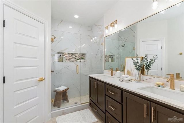 2911 E Q Avenue, Hidalgo, TX 78557