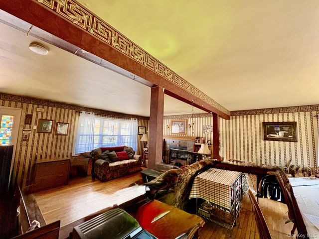 142 King Road, Rocky Point, NY 11778