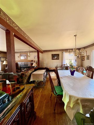 142 King Road, Rocky Point, NY 11778