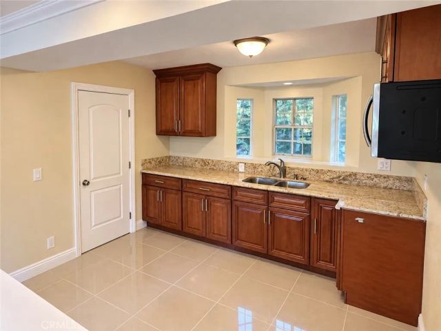 23783 Bowl Road, Crestline, CA 92325