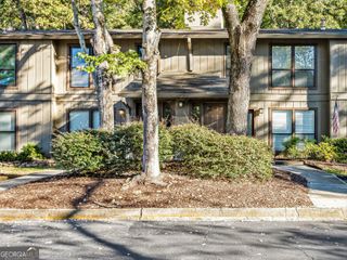 1403 Cumberland Court SE, Smyrna, GA 30080