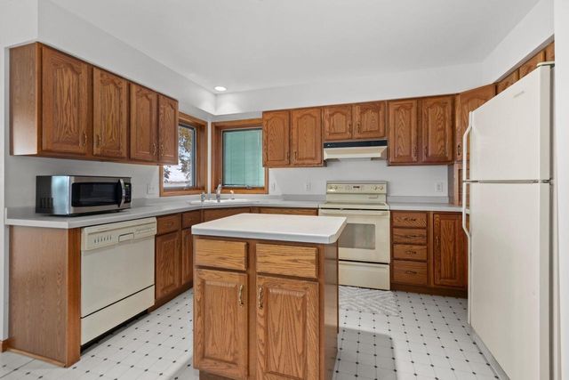 W1534 Sandstone Avenue, Green Lake, WI 54941