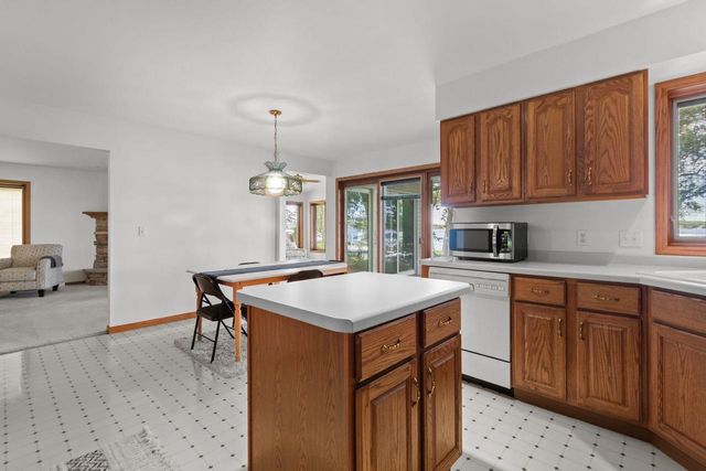 W1534 Sandstone Avenue, Green Lake, WI 54941