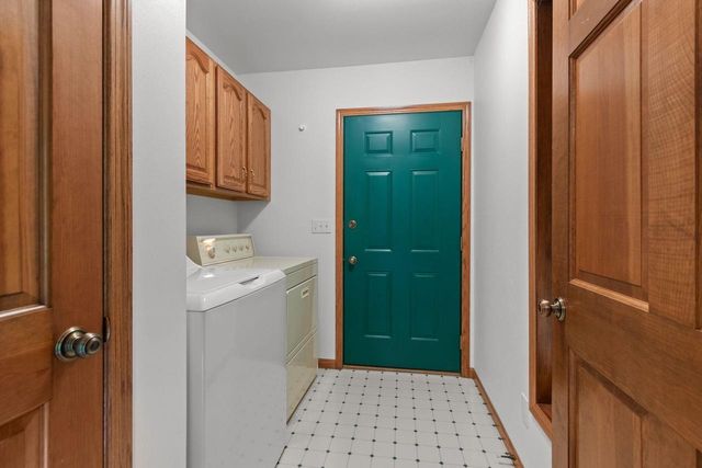 W1534 Sandstone Avenue, Green Lake, WI 54941