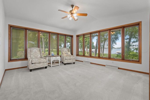 W1534 Sandstone Avenue, Green Lake, WI 54941