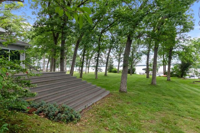 W1534 Sandstone Avenue, Green Lake, WI 54941