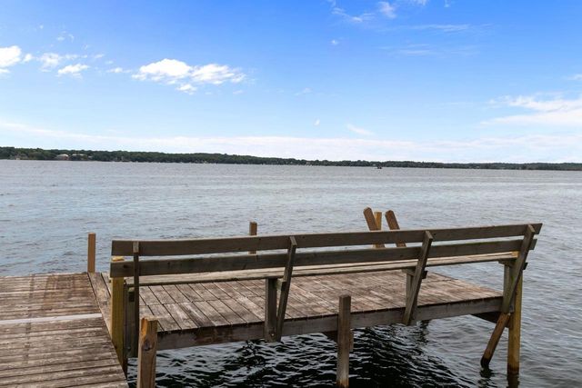 W1534 Sandstone Avenue, Green Lake, WI 54941