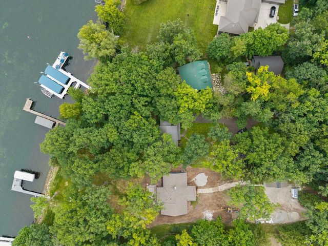 W1534 Sandstone Avenue, Green Lake, WI 54941