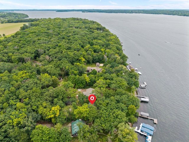 W1534 Sandstone Avenue, Green Lake, WI 54941