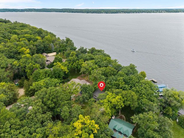 W1534 Sandstone Avenue, Green Lake, WI 54941
