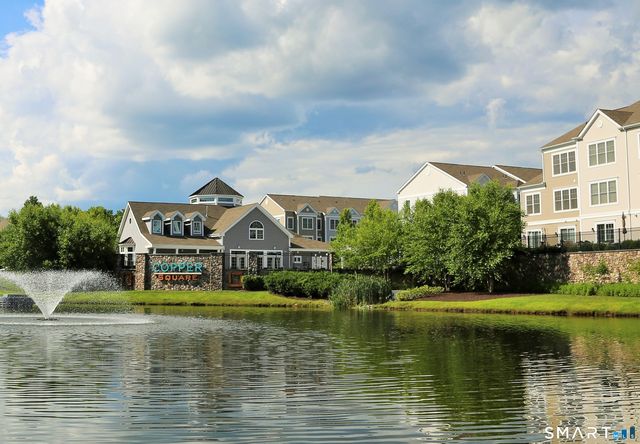 60 Copper Square Drive 60, Bethel, CT 06801