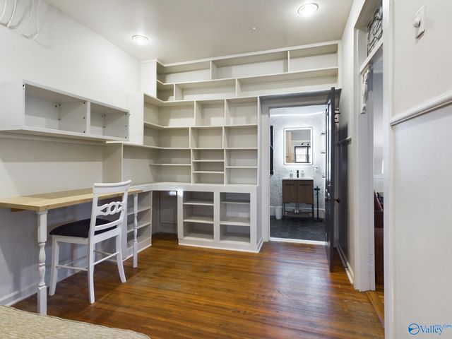 801 Mckinley Avenue NE, Huntsville, AL 35801