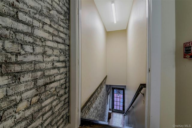 400 A New York Avenue 2, Huntington, NY 11743