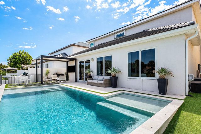 1211 Delray Lakes Drive, Delray Beach, FL 33444