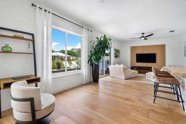 1211 Delray Lakes Drive, Delray Beach, FL 33444