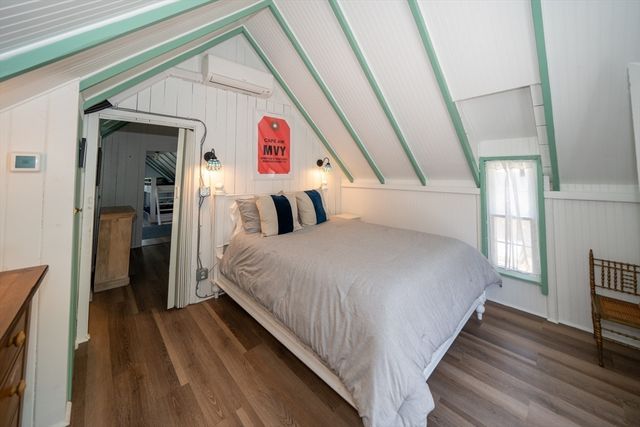 9 Brunswick, Oak Bluffs, MA 02557