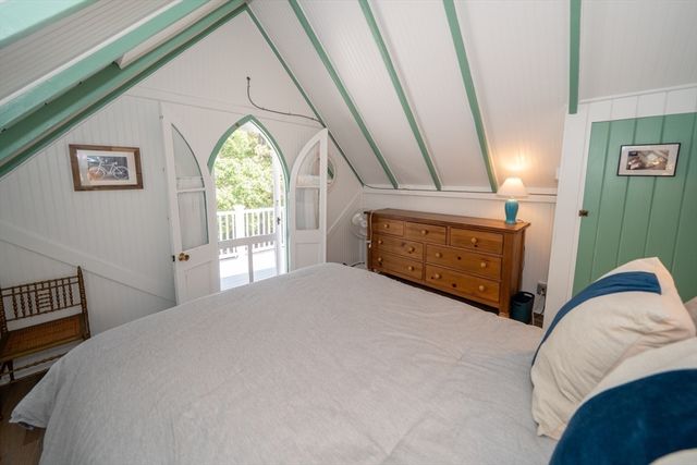 9 Brunswick, Oak Bluffs, MA 02557