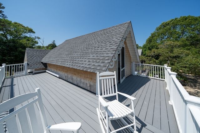 9 Brunswick, Oak Bluffs, MA 02557