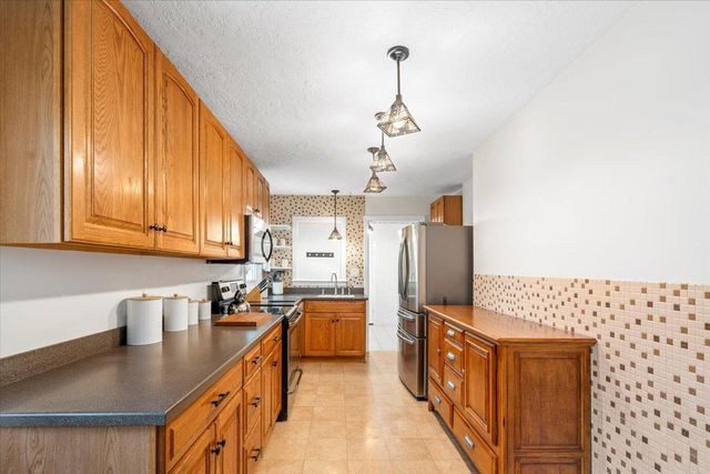 210 Bourne Street, Manchester, NH 03103