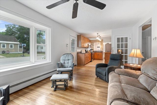 210 Bourne Street, Manchester, NH 03103