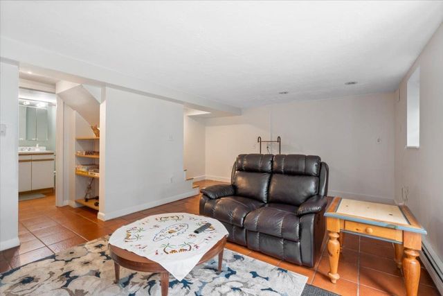 210 Bourne Street, Manchester, NH 03103
