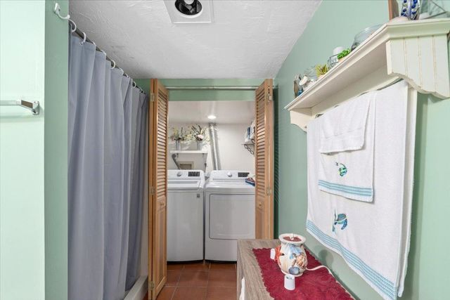 210 Bourne Street, Manchester, NH 03103