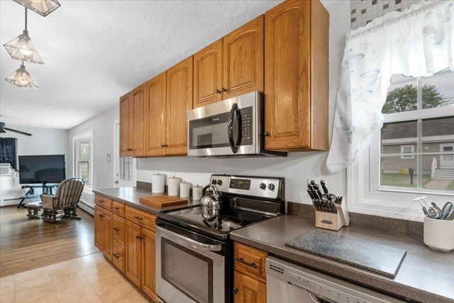 210 Bourne Street, Manchester, NH 03103