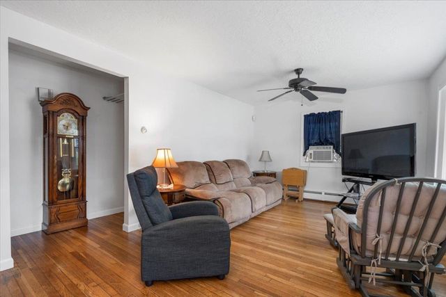 210 Bourne Street, Manchester, NH 03103