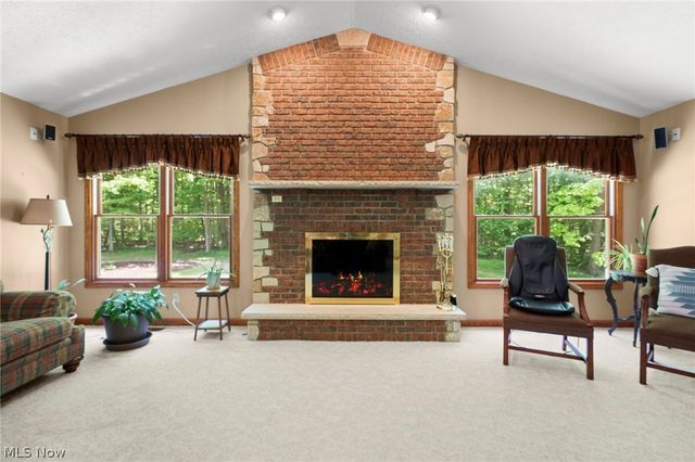 167 Rebecca Lane, Brunswick, OH 44212