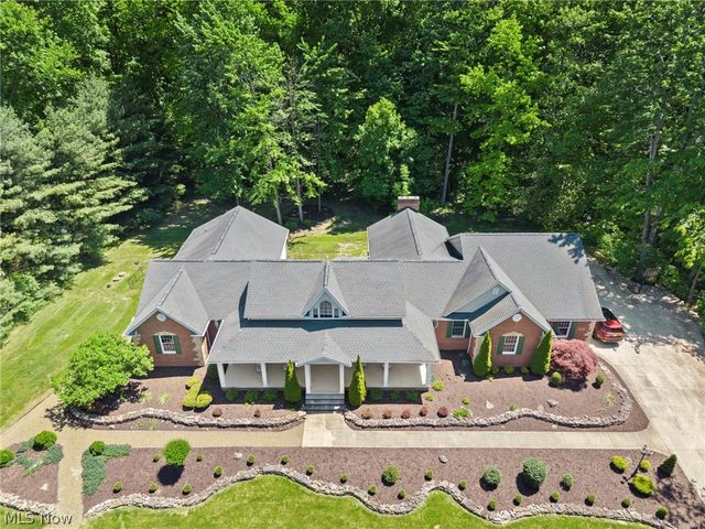 167 Rebecca Lane, Brunswick, OH 44212