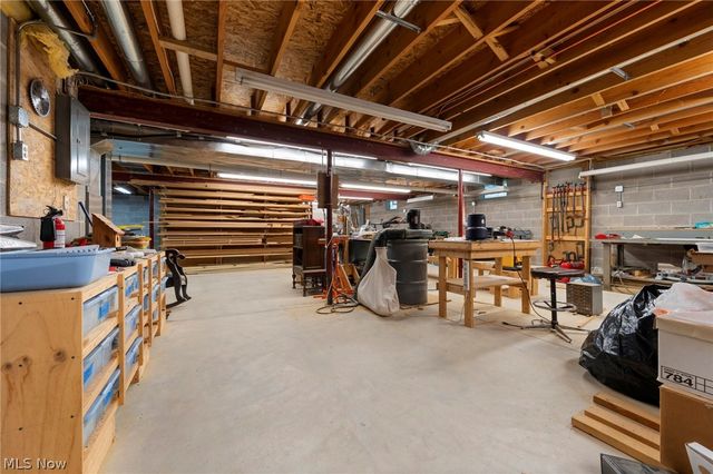167 Rebecca Lane, Brunswick, OH 44212