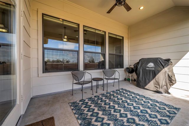 3534 Stonehenge Drive, Montgomery, TX 77356